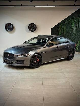 JAGUAR XE 2.0 16V INGENIUM P200 GASOLINA R-SPORT 4P AUTOMÁTICO JAGUAR XE 2.0 16V INGENIUM P200 GASOLINA R-SPORT 4P AUTOMÁTICO